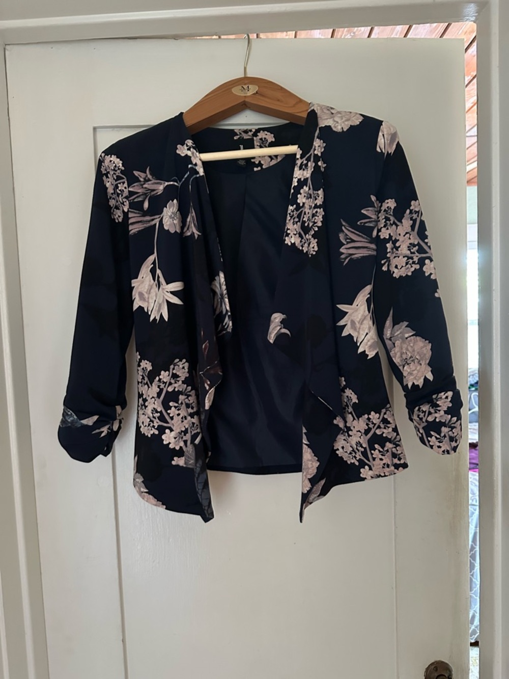 Jules & Leopold Navy Floral Open blazer - size small